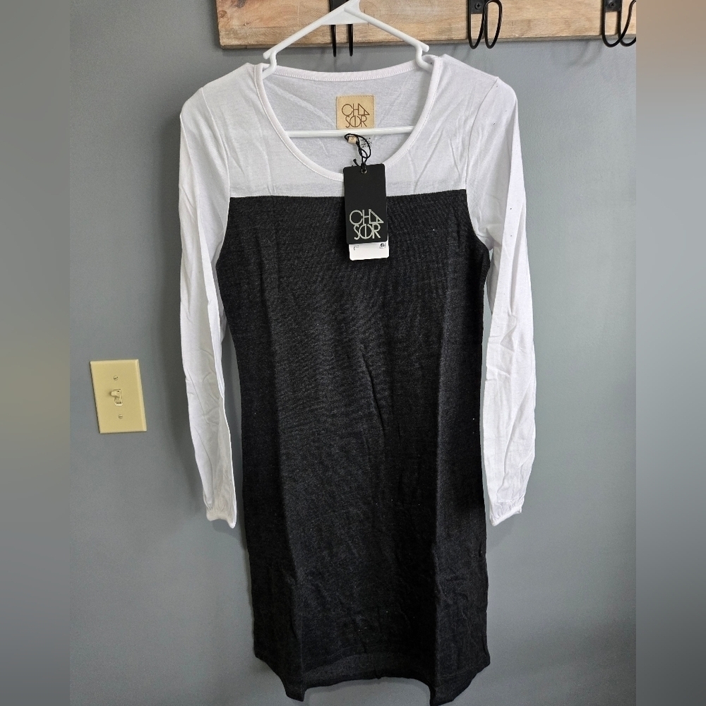 NWT Chaser Black and White Long Sleeve Dress, Size Small - Picture 1 of 5